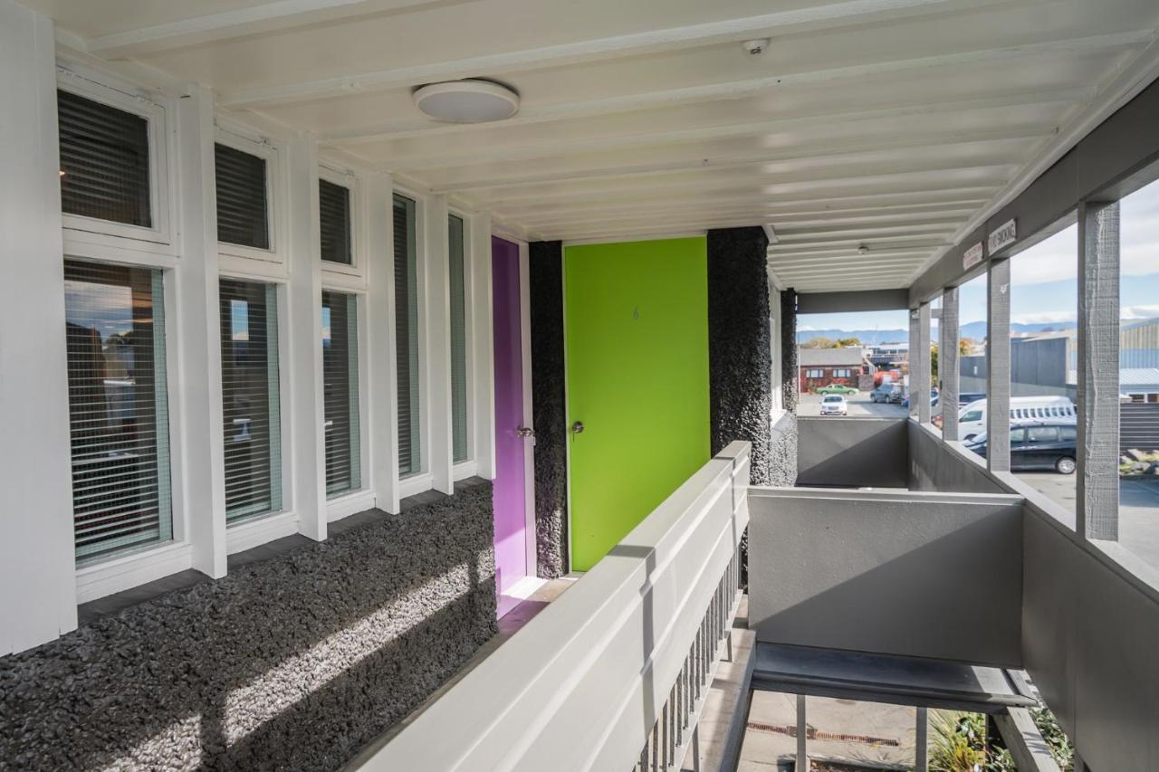 The Hibernian Studio Apartments - 4 Latter Street Timaru Bagian luar foto
