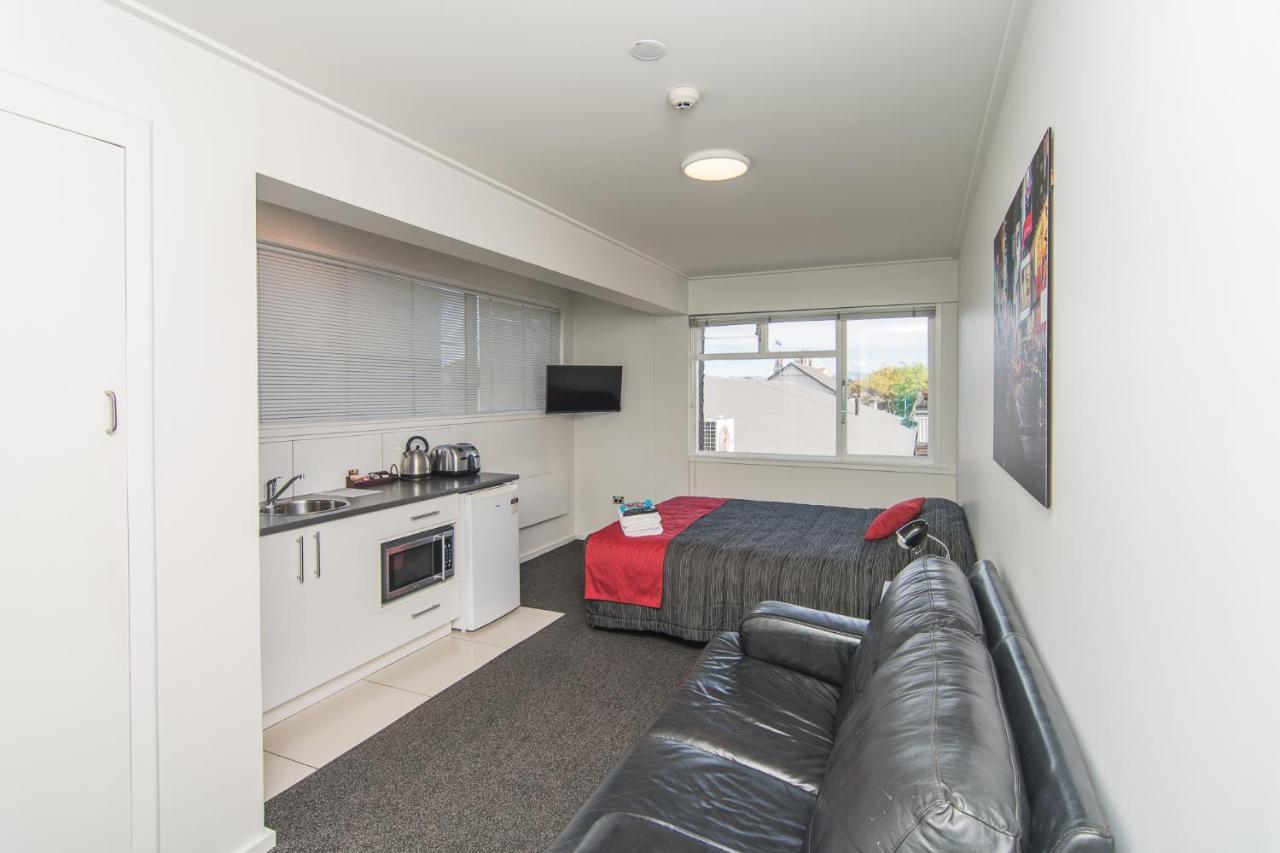 The Hibernian Studio Apartments - 4 Latter Street Timaru Bagian luar foto